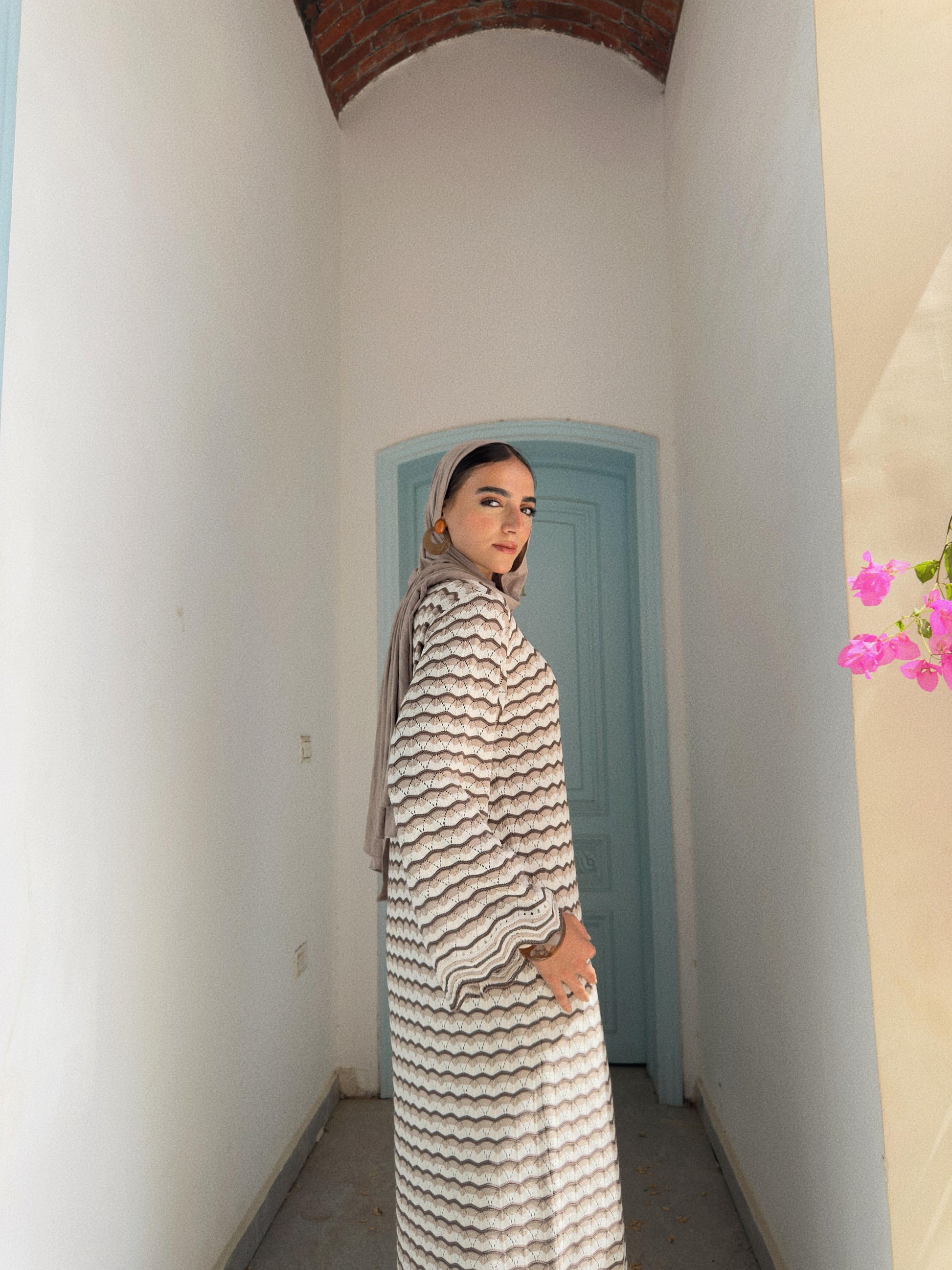 WAVES KINT DRESS - BEIGE