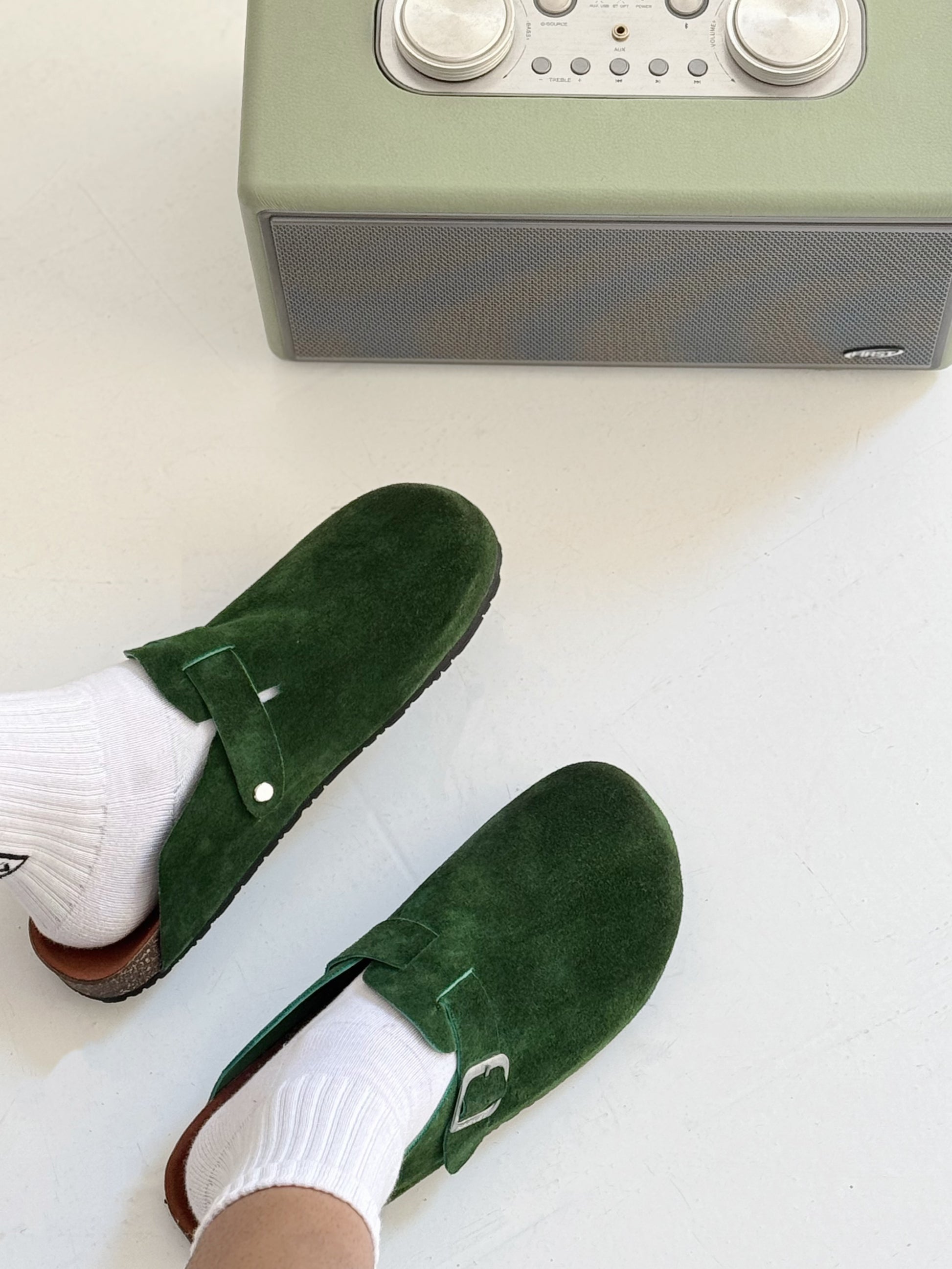 Olive Green Cloggo