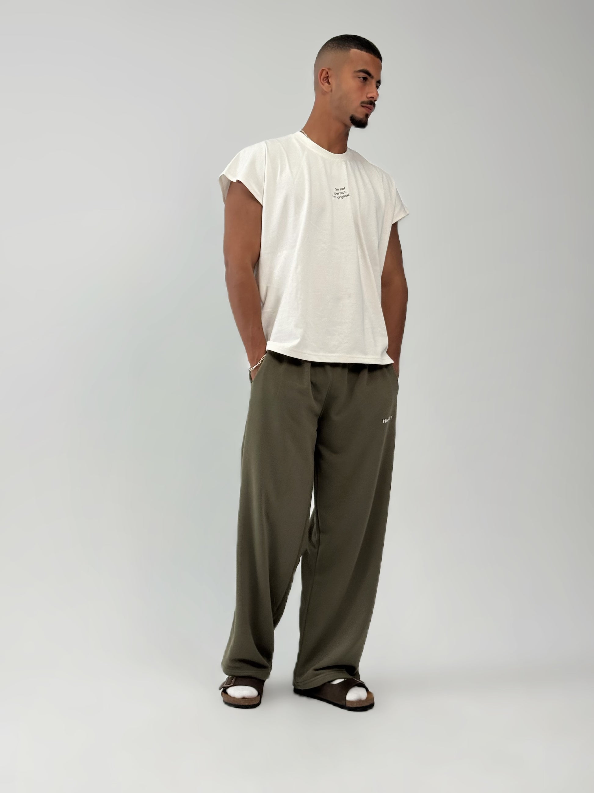 MALE SWEATPANTS - OLIVE