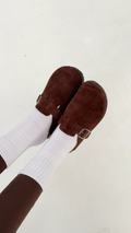 BROWN - CLOGGA