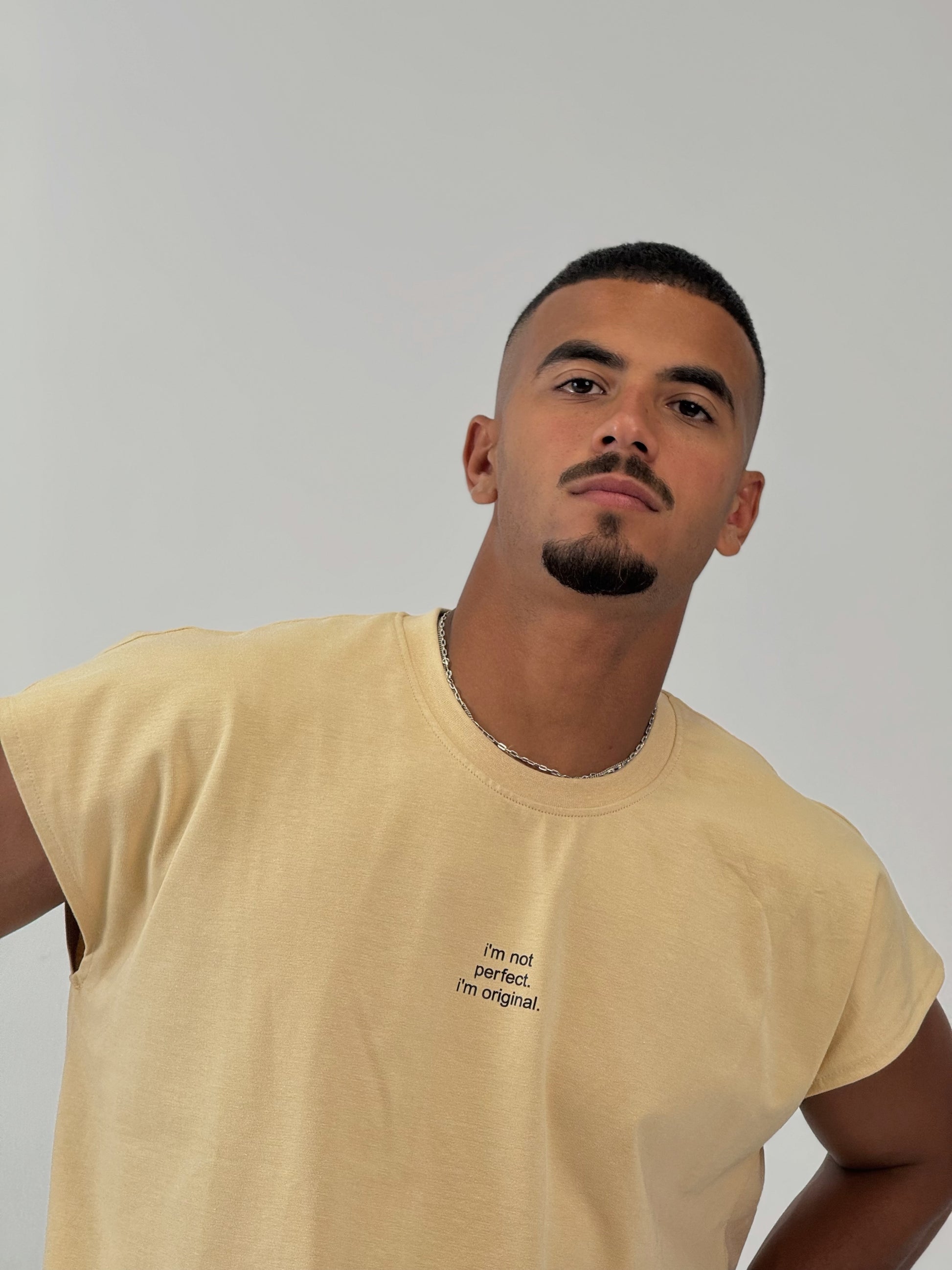 NOT PERFECT TEE - BEIGE