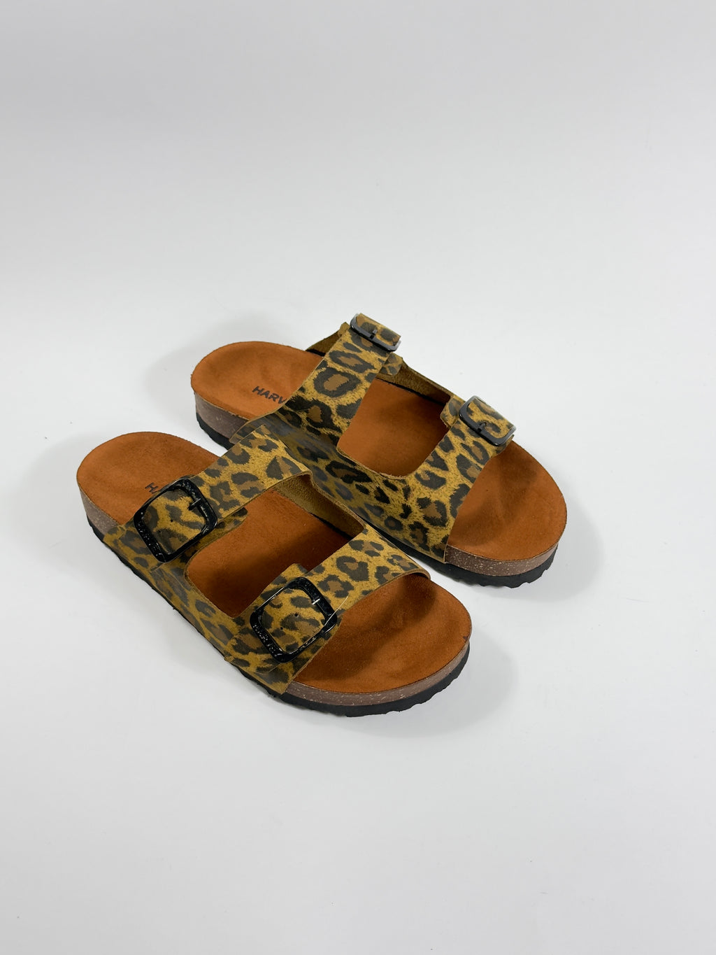 GOLDEN LEOPARD