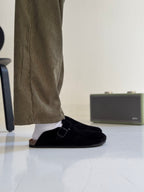 BLACK CLOGGO