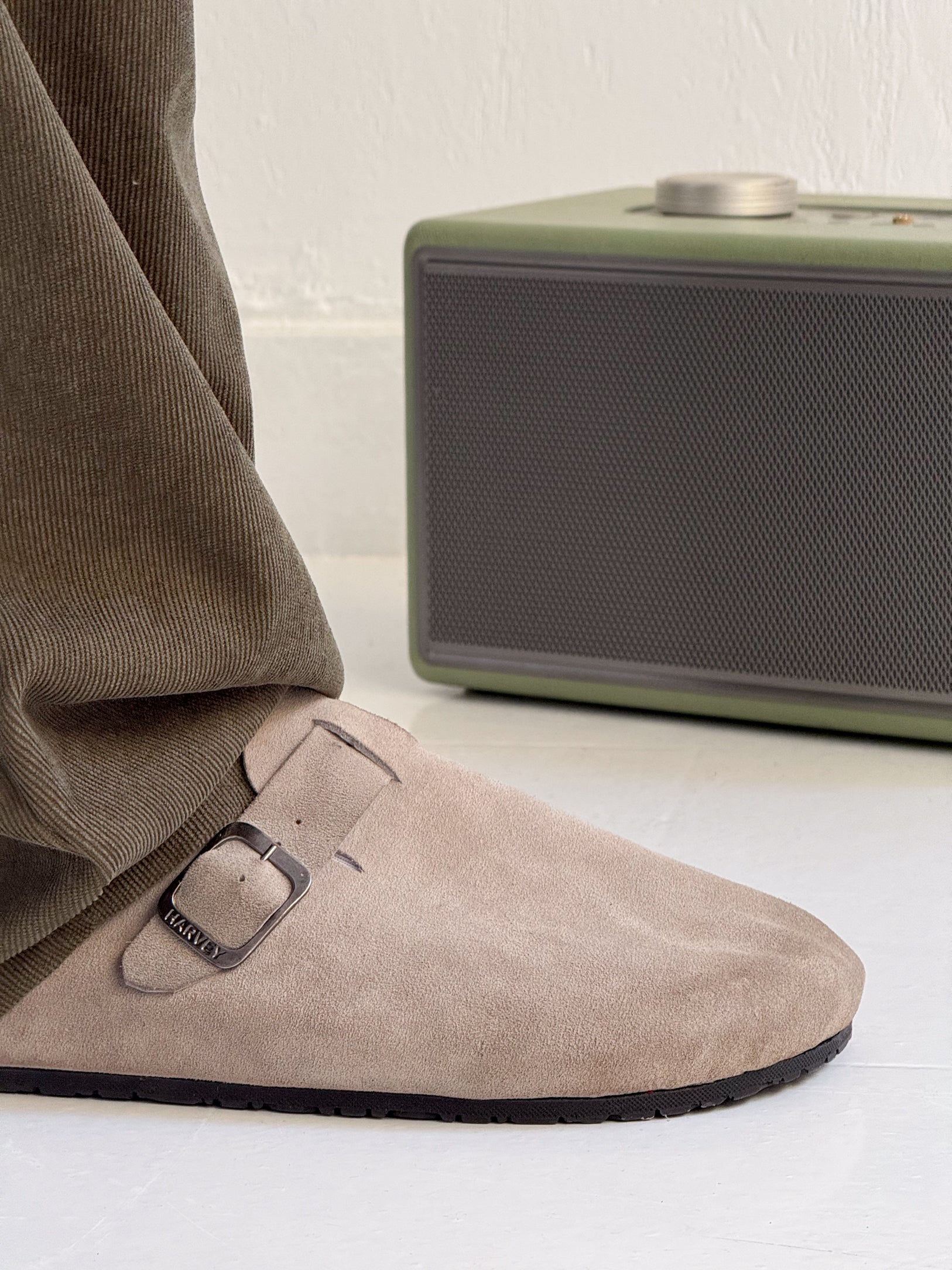 BEIGE CLOGGO