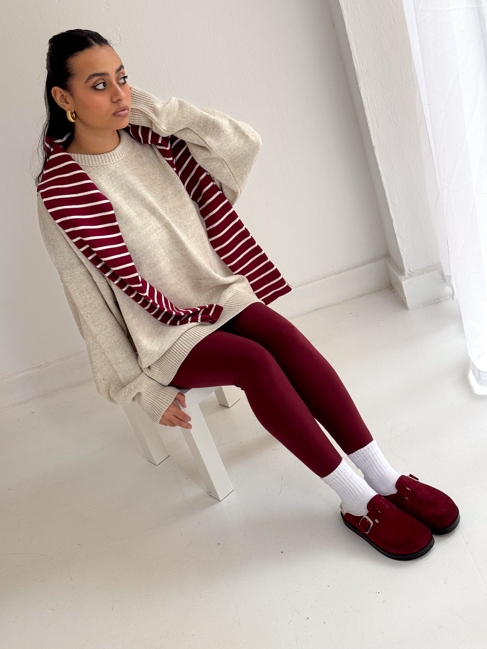 HIGH FUR CLOGS ( BURGUNDY )