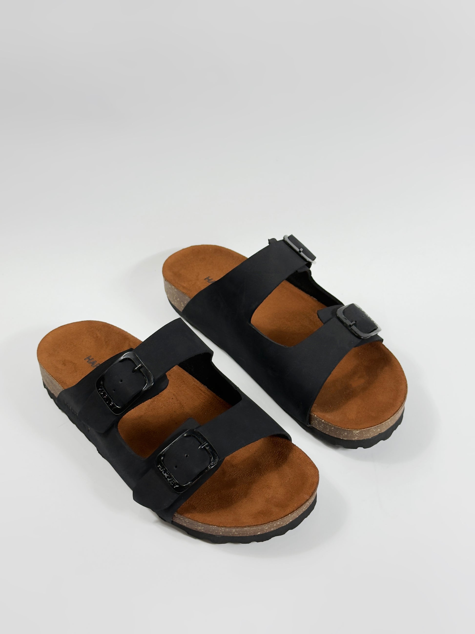 COMFO BLACK