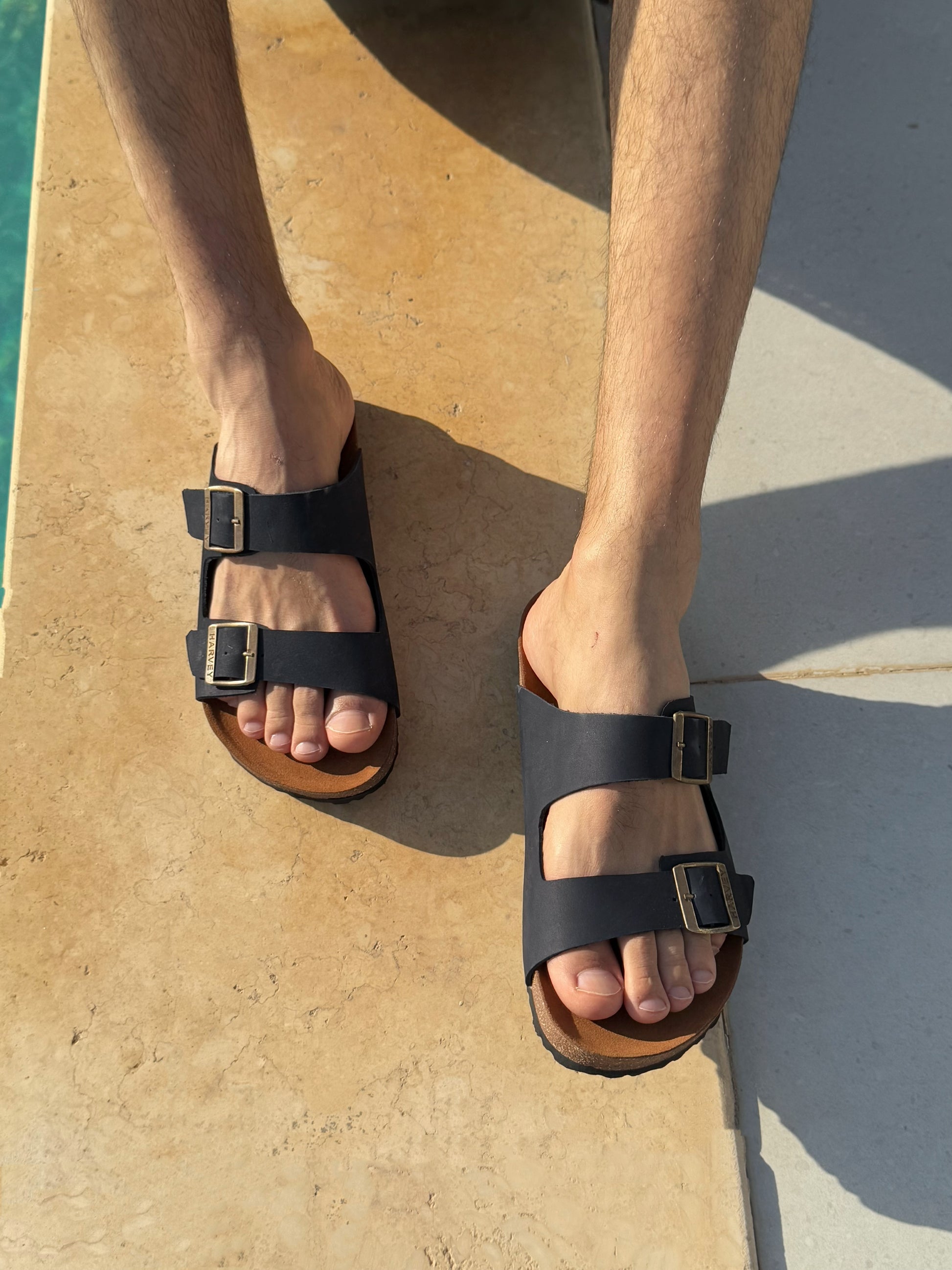 COMFO BLACK