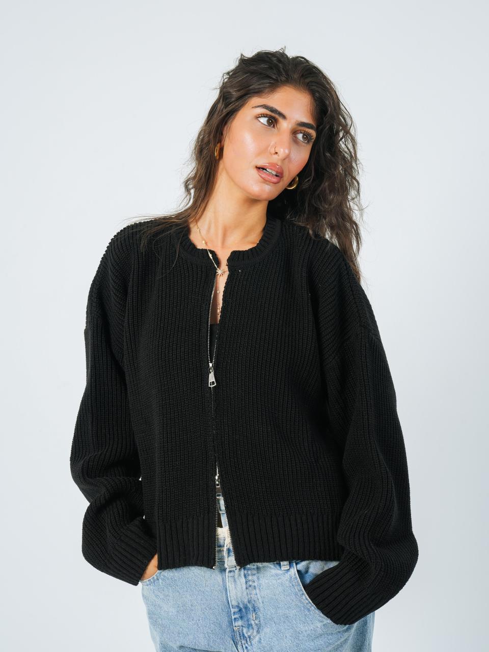 COZY SWEATER - BLACK