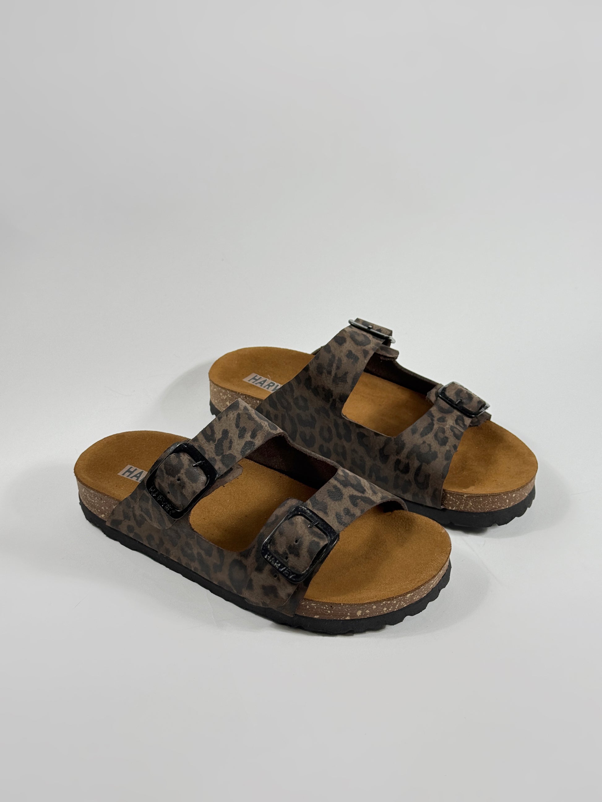 LEOPARD BROWN