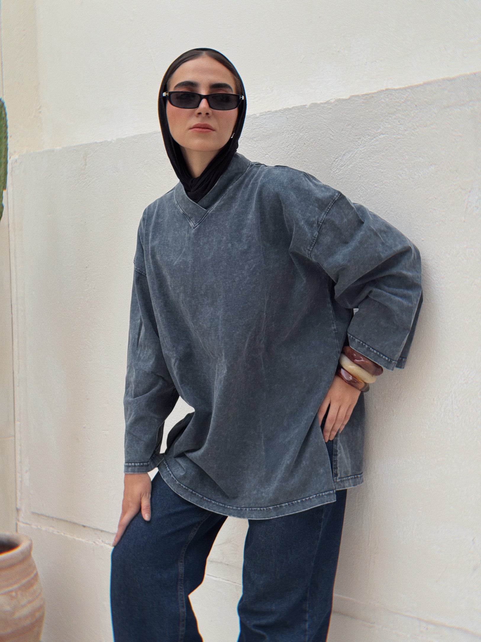 COMFY CUT TEE - STONES GREY