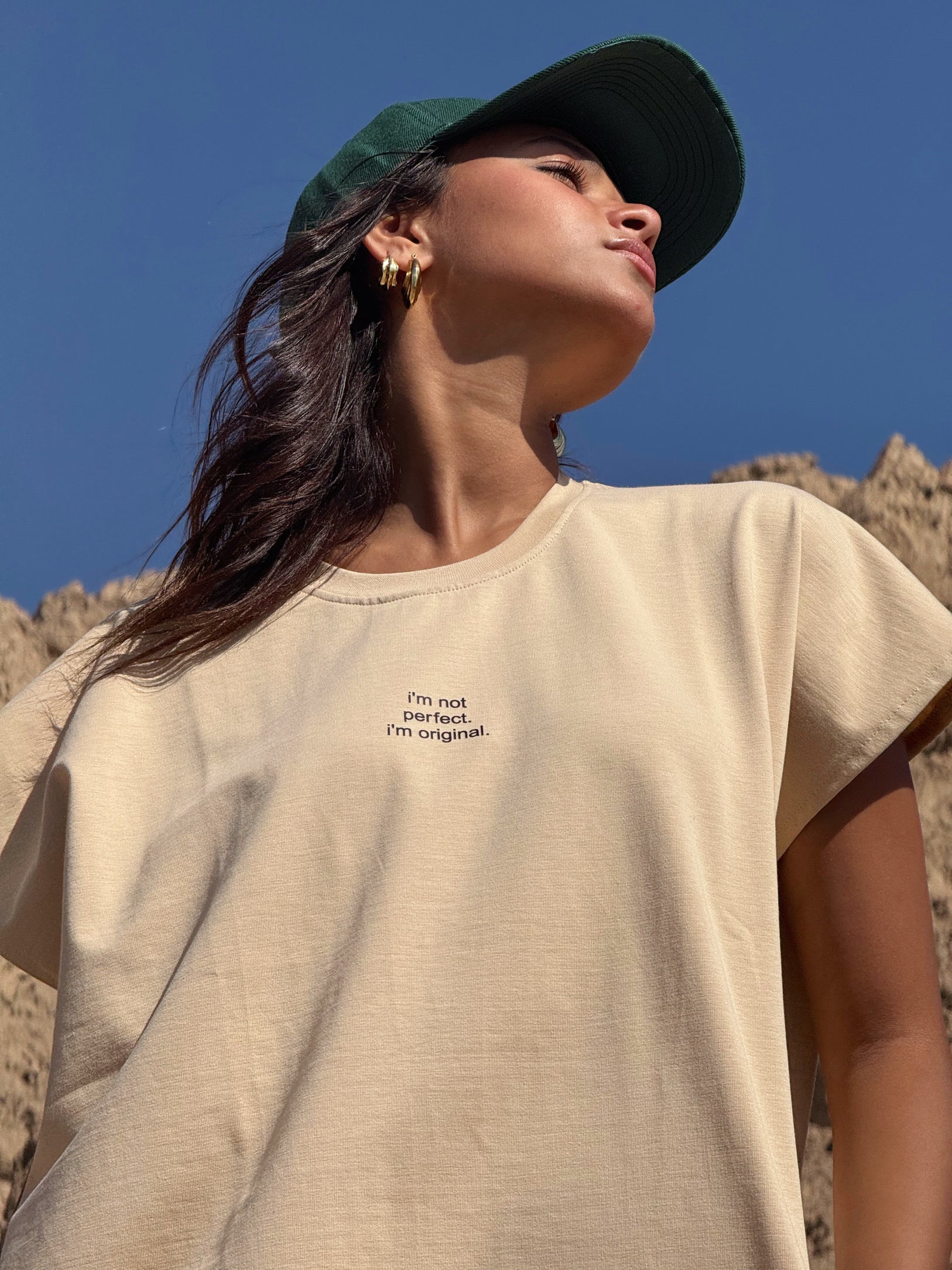 NOT PERFECT TEE - BEIGE