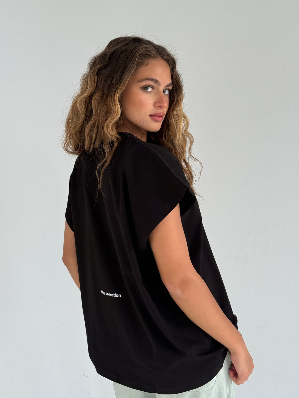NOT PERFECT TEE - BLACK