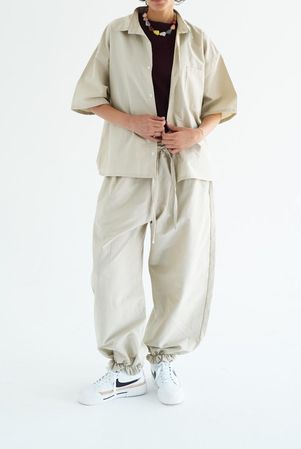 AIRY BALLON PANTS - BEIGE
