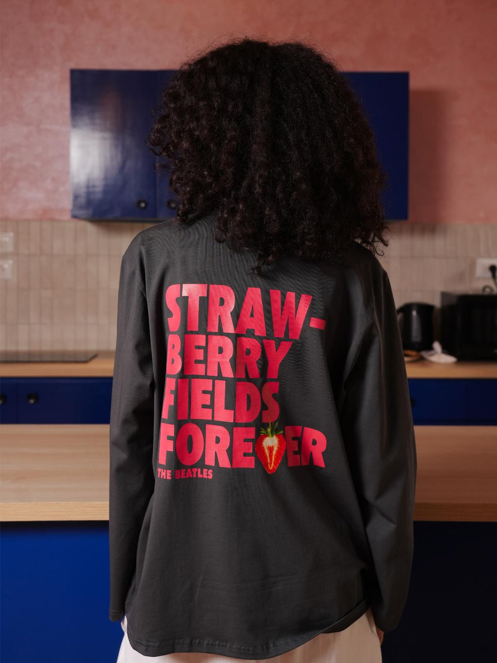 STRAWBERRY TEE