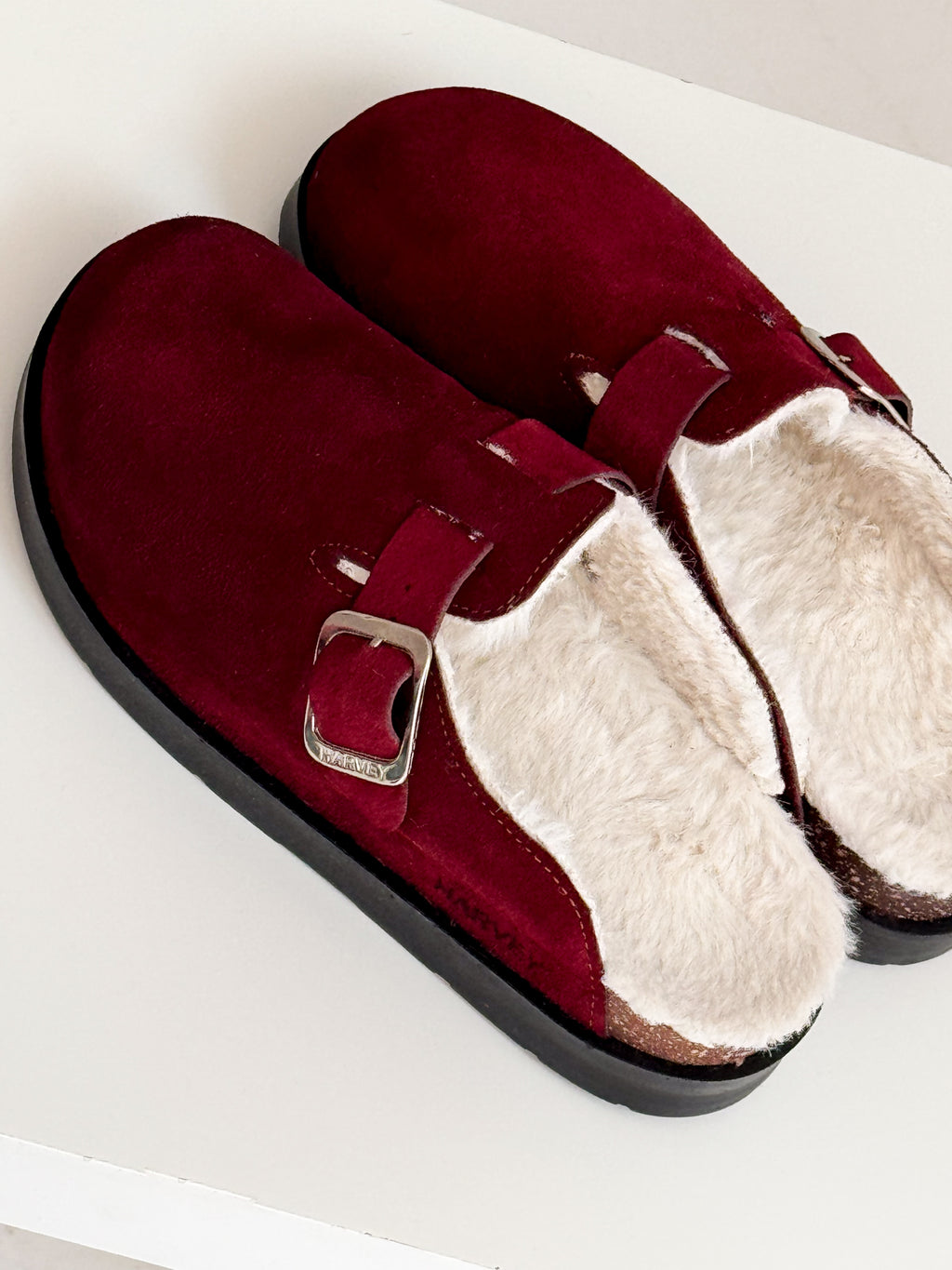 HIGH FUR CLOGS ( BURGUNDY )