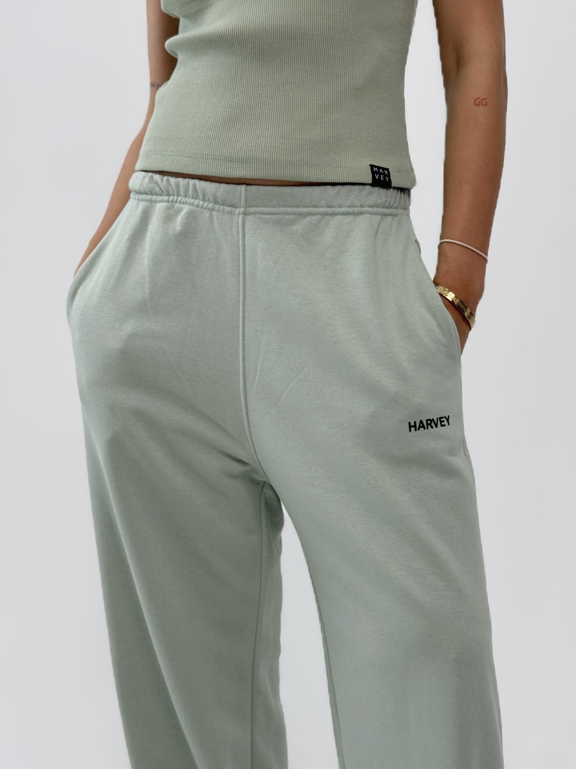 COMFORT FLOW PANTS - SAGE GREEN