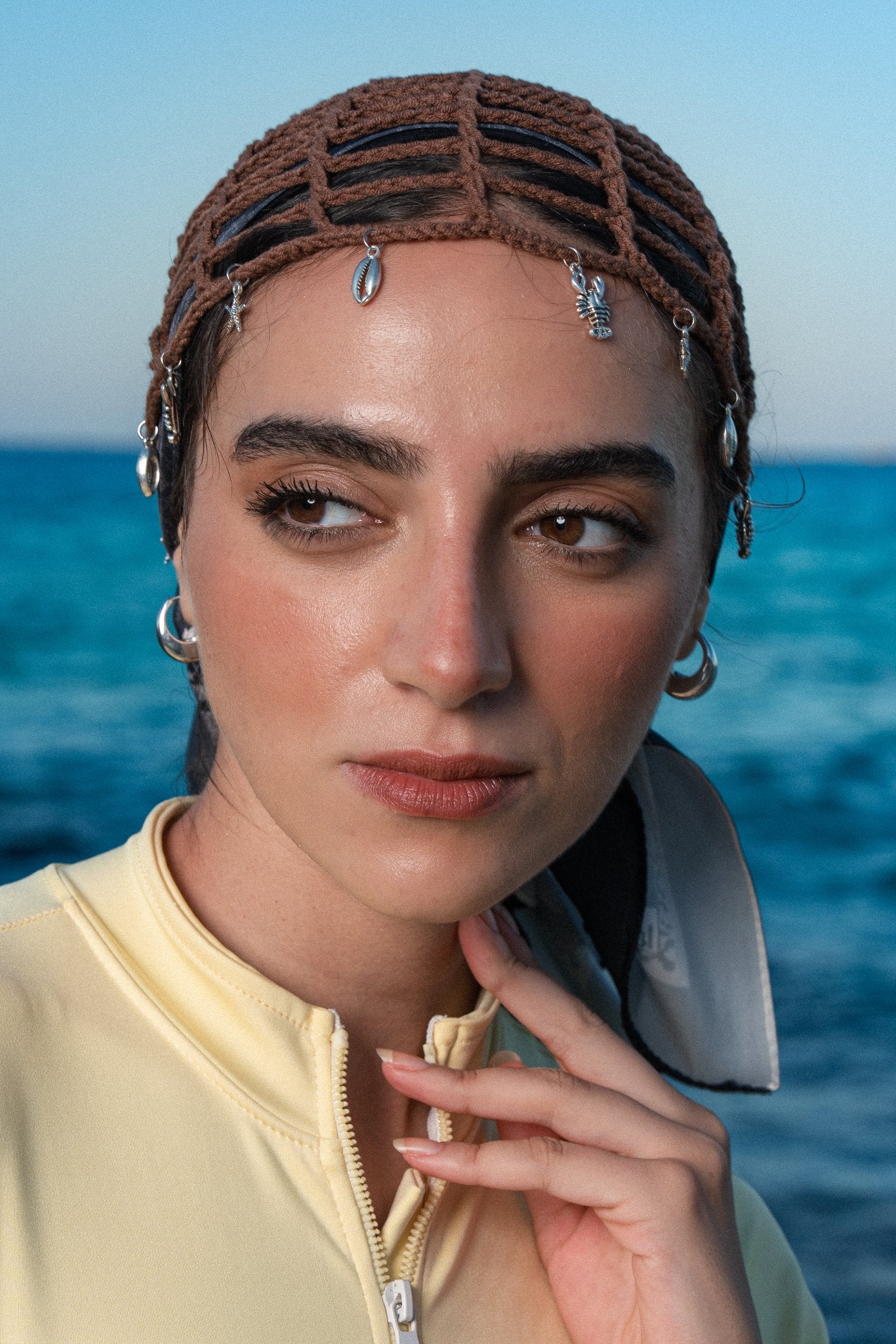 THE CHARM HEADPIECE - BROWN